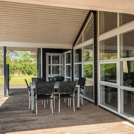 Дом отдыха Holiday Home Sjolund
