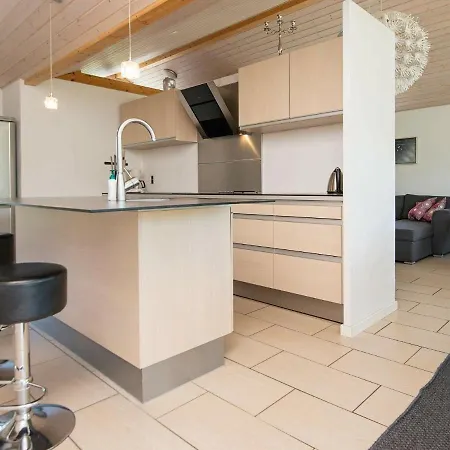 Holiday Home Sjolund *
